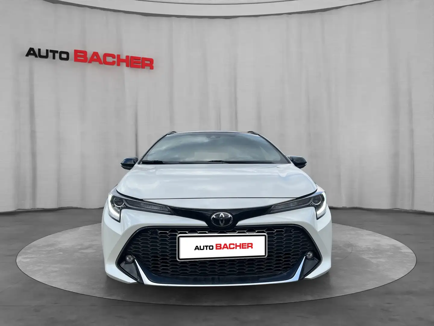 Toyota Corolla TS 1,8 VVT-i Hybrid GR-S FWD Weiß - 2