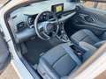 Toyota Yaris Hybrid Style 1. Hand *8.000KM* Schwarz - thumbnail 11