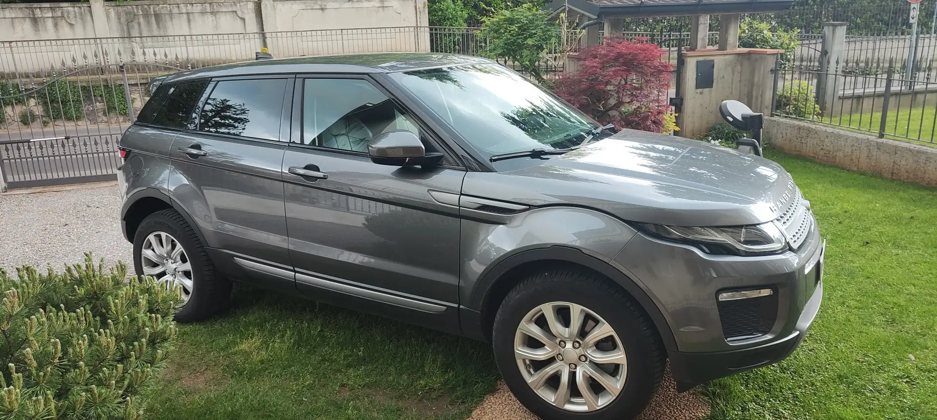 Land Rover Range Rover Evoque 5p  td4 Launch edition 150cv - 2
