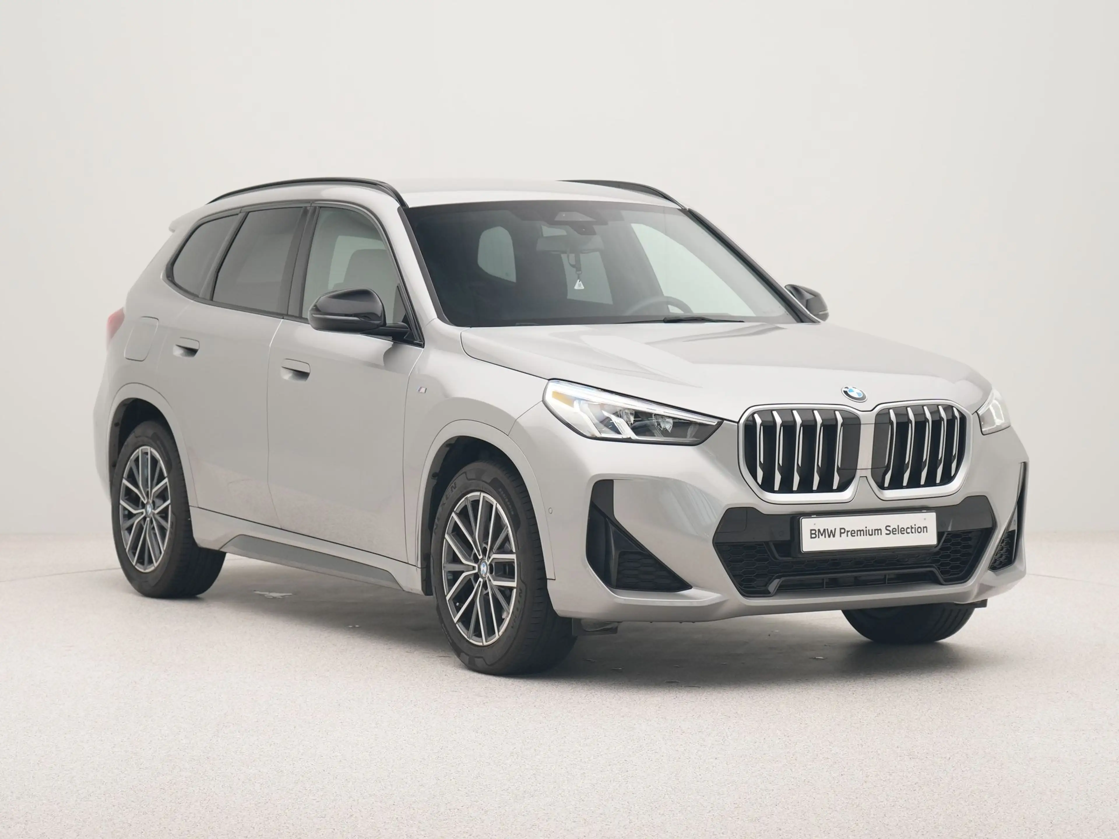 BMW X1 sDrive20i — photo 6
