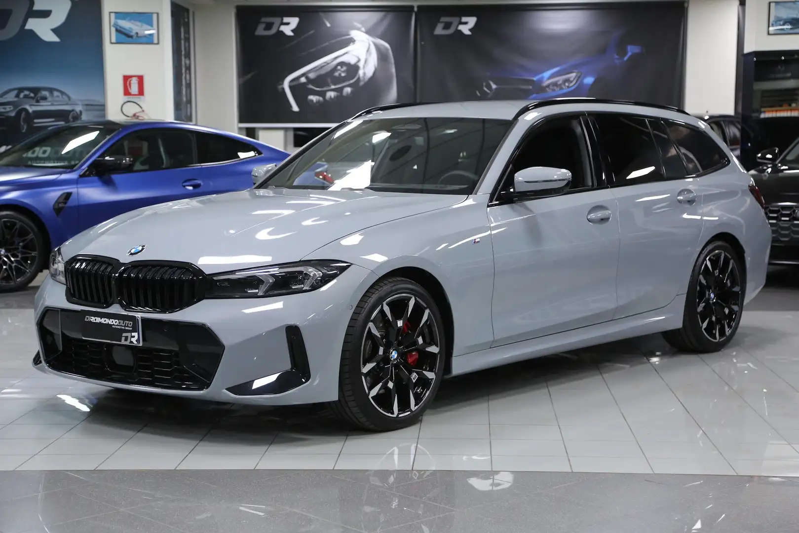 BMW 320 d 48V mhev xDrive Touring Msport Pro auto_2025 Grigio - 1