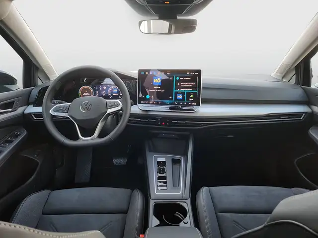 Volkswagen Golf view 8