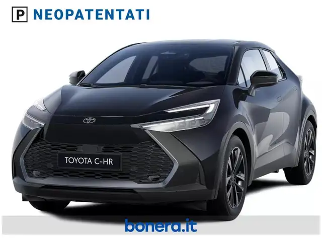 Toyota C-HR main image