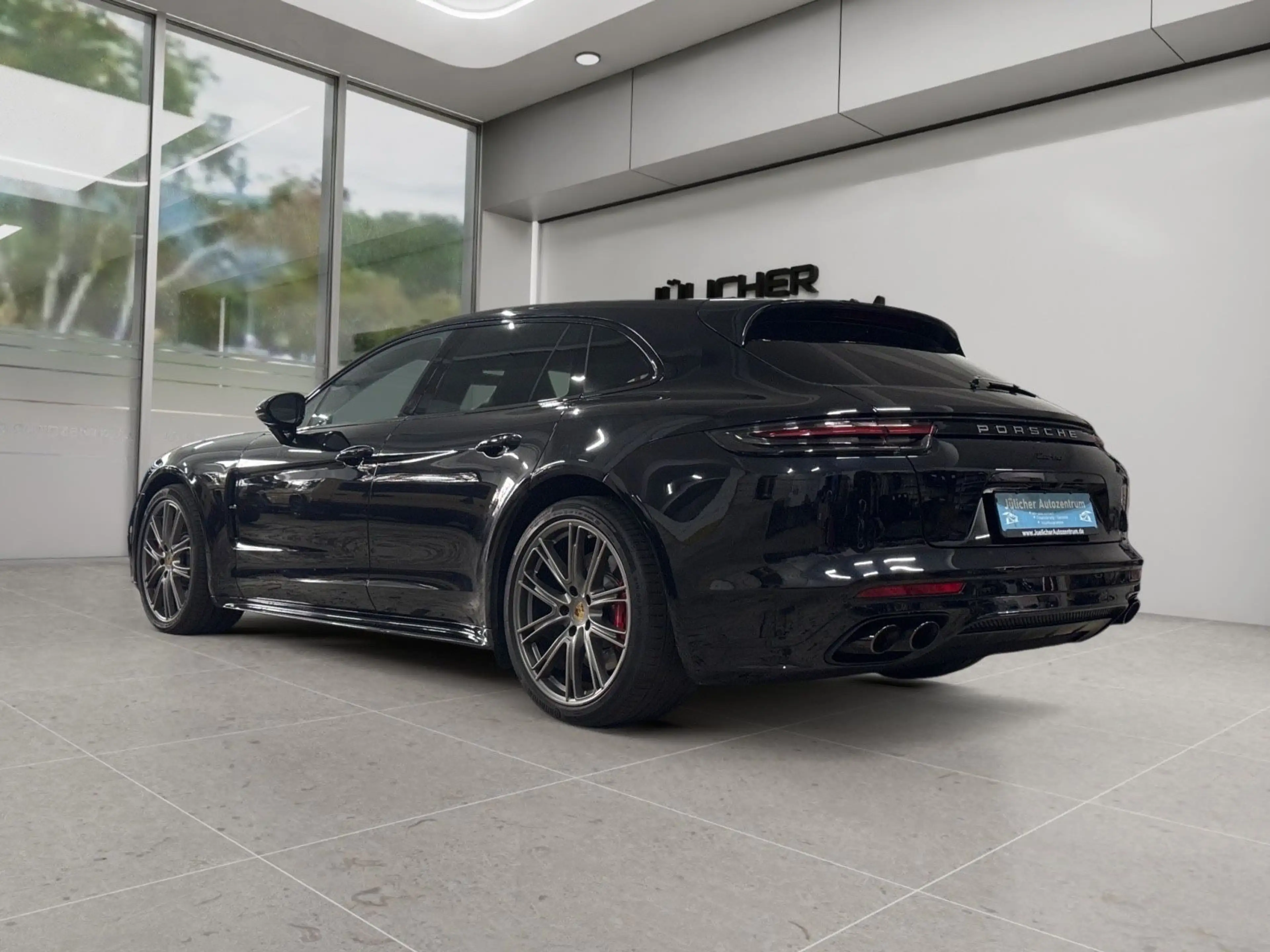 Porsche Panamera Sport Turismo Turbo, Deutsches Auto — photo 6