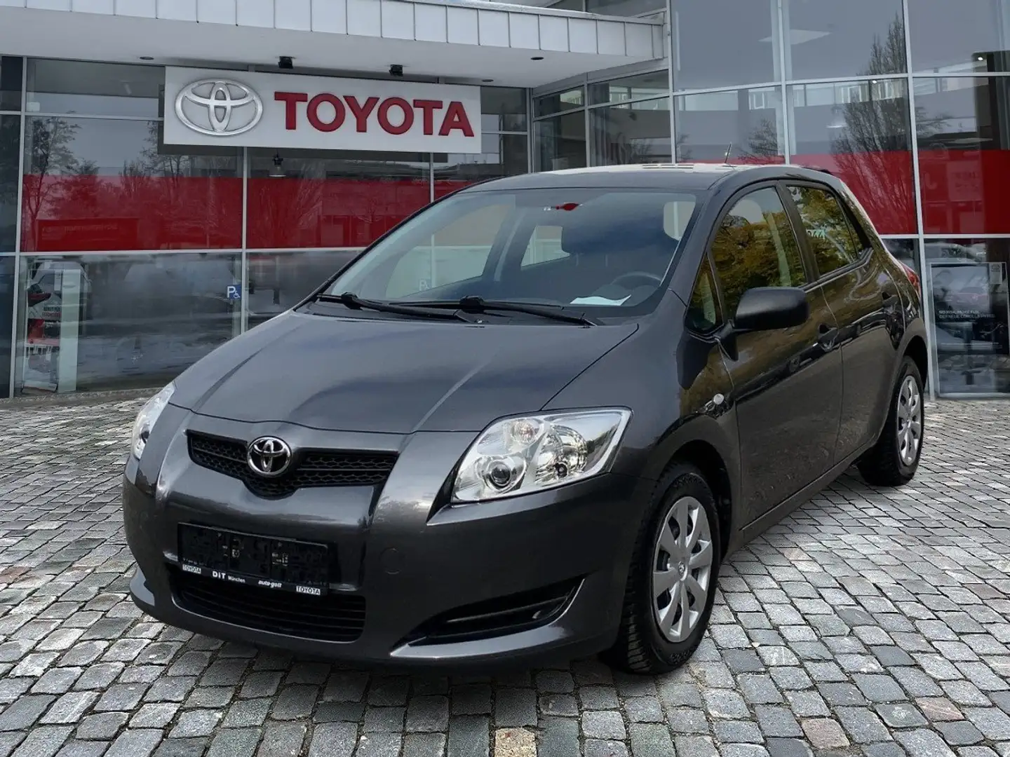 Toyota Auris 1.4 wenig KM*Top Gepflegter Kleinwagen Grijs - 1