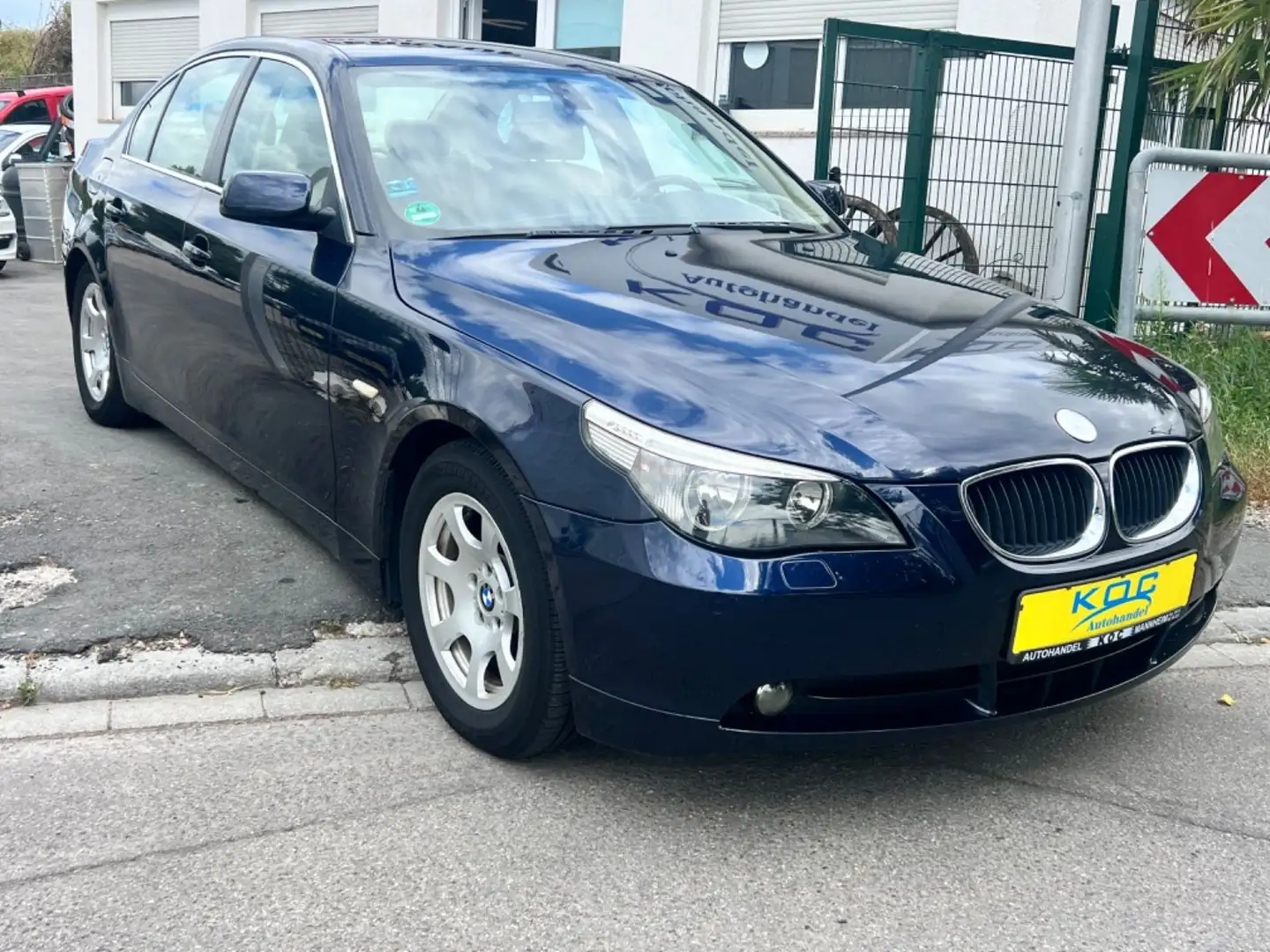 BMW 520 i Lim. / Leder / SHZ Mavi - 1