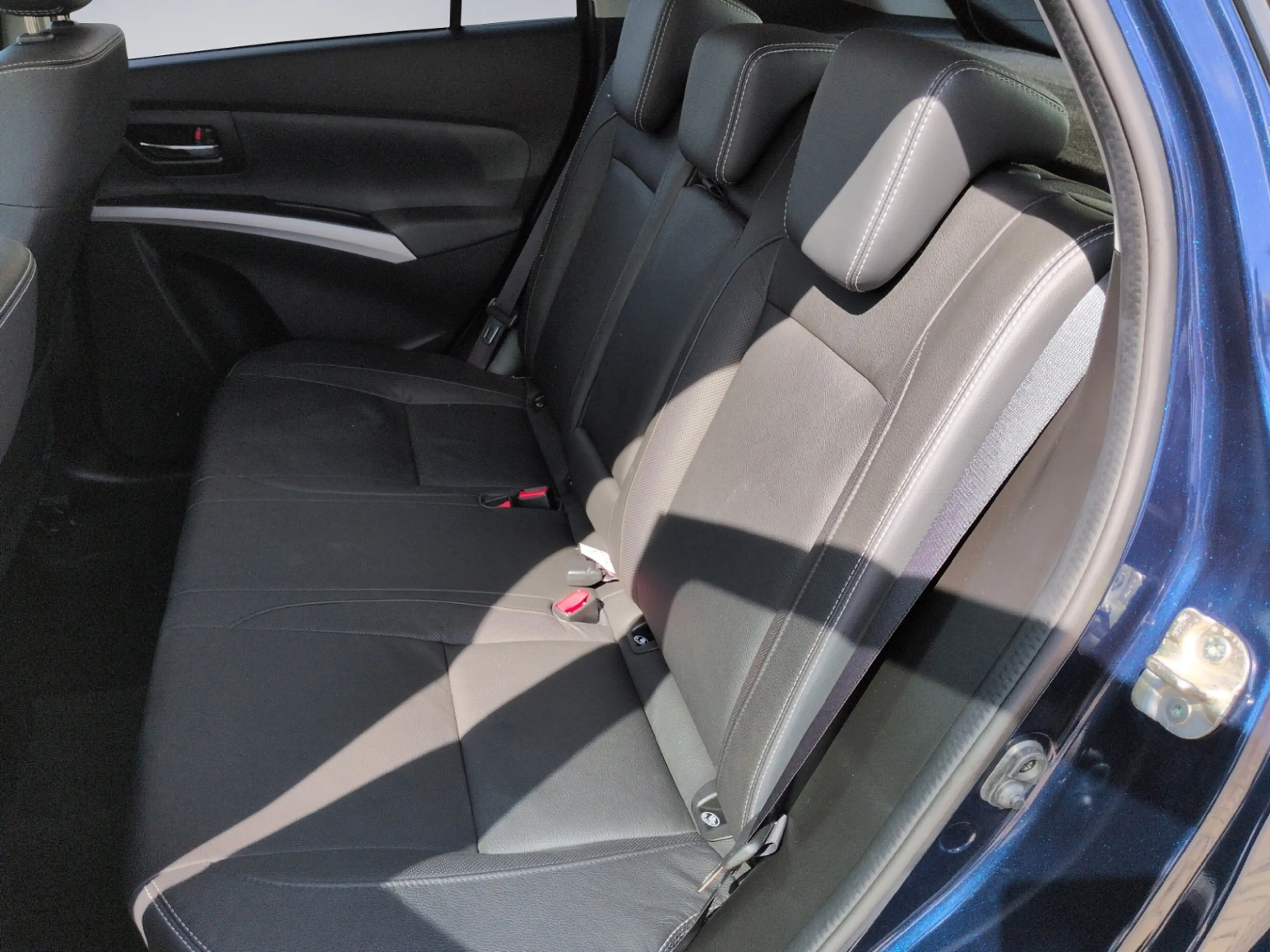 Suzuki SX4 S-Cross 1.4 DITC 4x4 Comfort+ KAMERA+PANO — photo 14