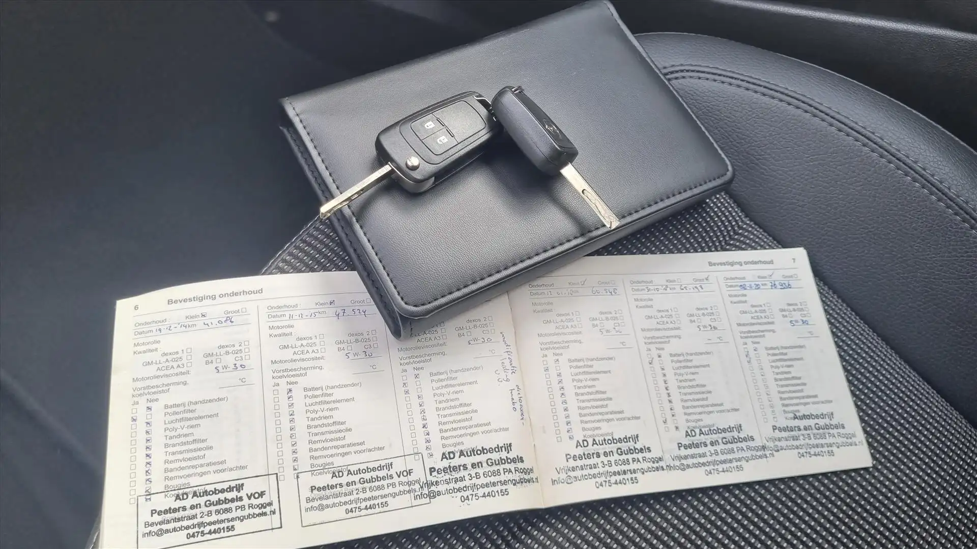 Opel Astra 1.4 Turbo 120pk Cosmo 1e eigenaar/ NL-auto Gris - 2