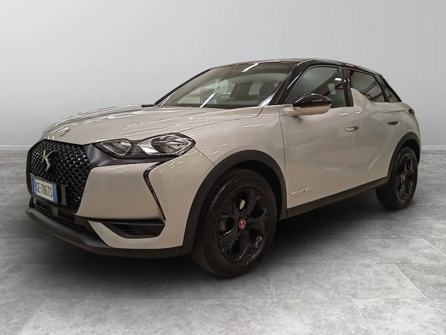DS Automobiles DS 3 Crossback Crossback 1.5 BlueHDi Performance Line Gris - 2