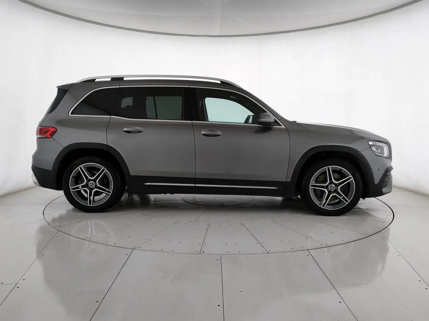 Mercedes-Benz GLB 220 GLB 220 d Premium 4matic auto Сірий - 2