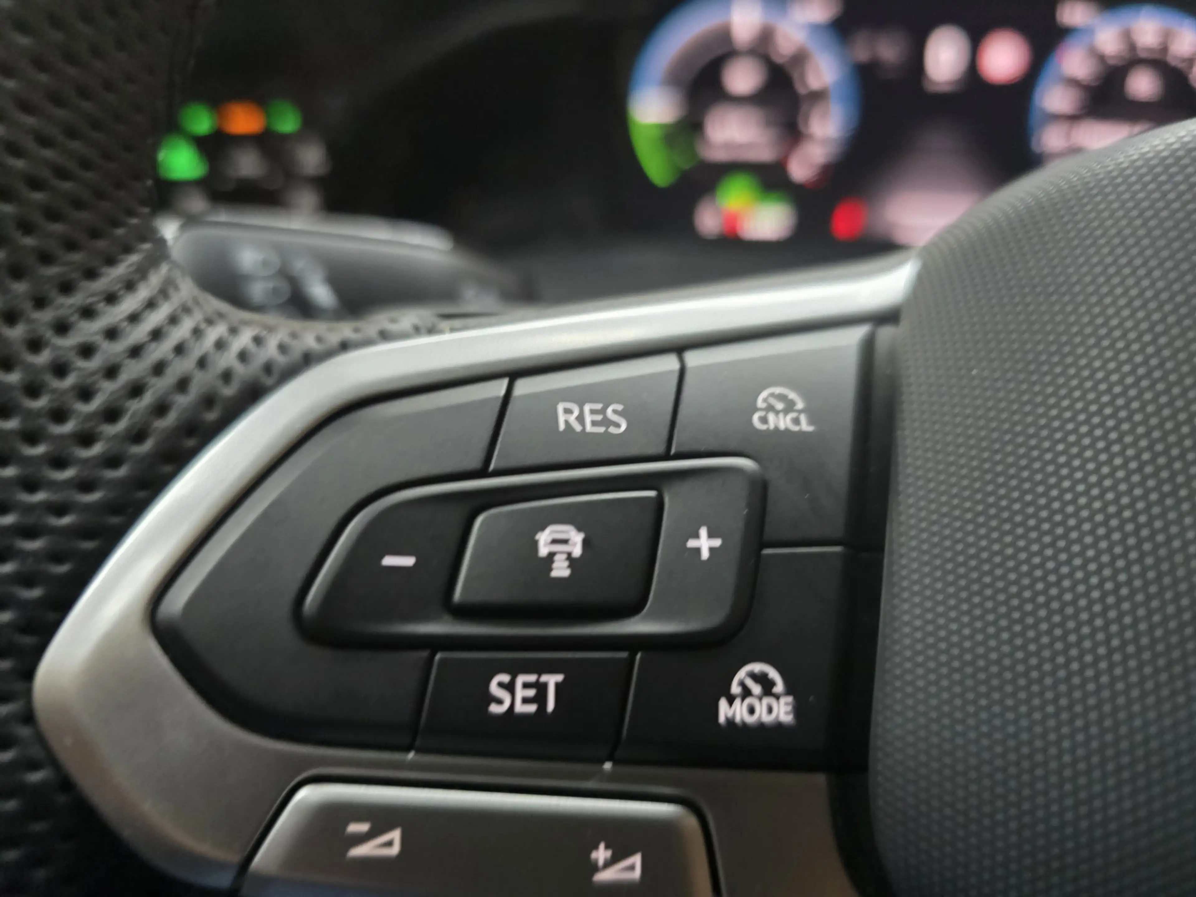 Volkswagen Golf GTE 1.5 eHybrid Leder "vienna"Led IQ Lights Pano Trekh — photo 10