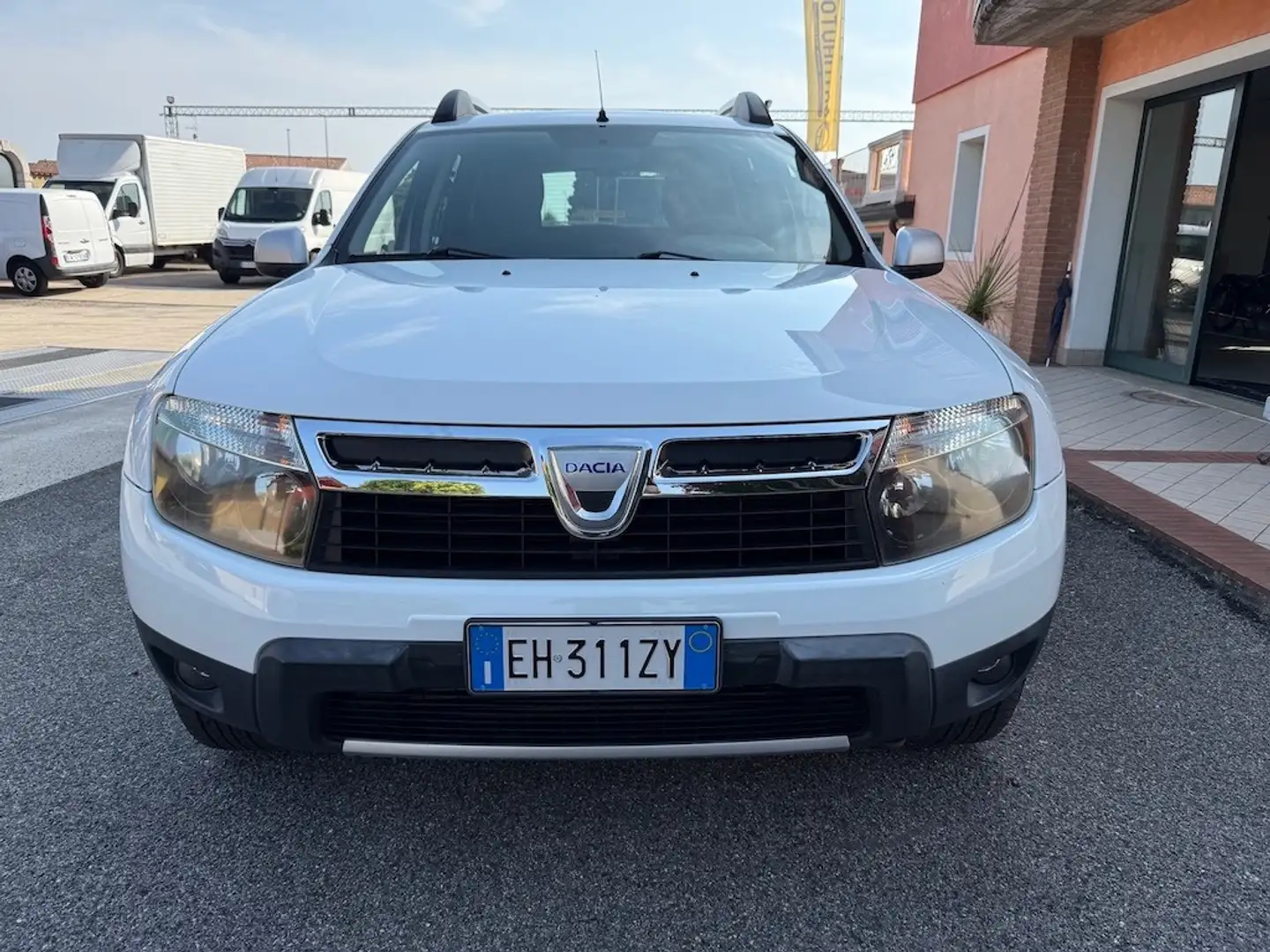 Dacia Duster 1.5 dCi 90CV 4x4 Lauréate Blanc - 2