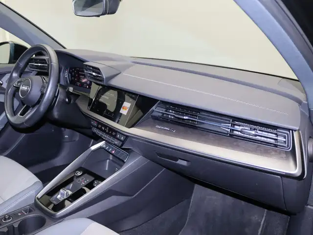 Audi A3 view 8