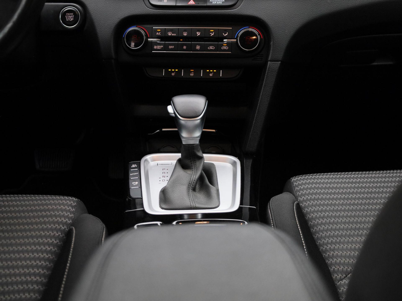 Kia XCeed 1.6 GDi PHEV DCT Business Line | CAMERA | NAVIGATI — photo 10