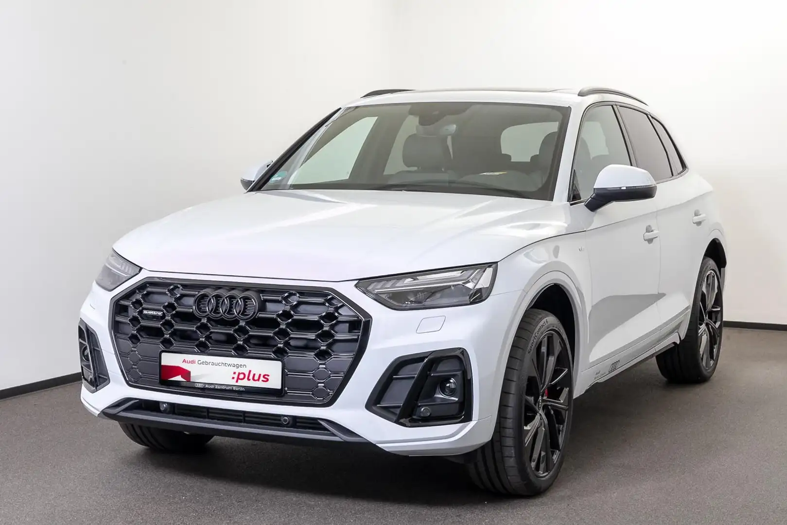 Audi Q5 S line 40 TFSI quattro S tronic Weiß - 2