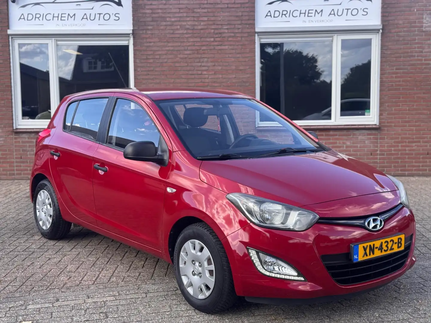 Hyundai i20 1.2i i-Motion Rood - 1