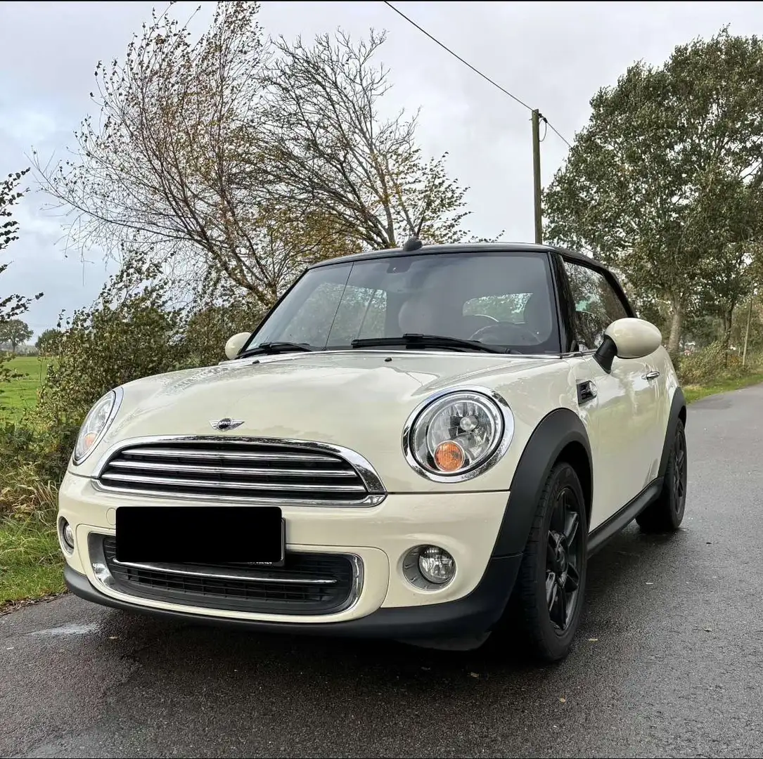 MINI Cooper Cabrio Cooper Beige - 2