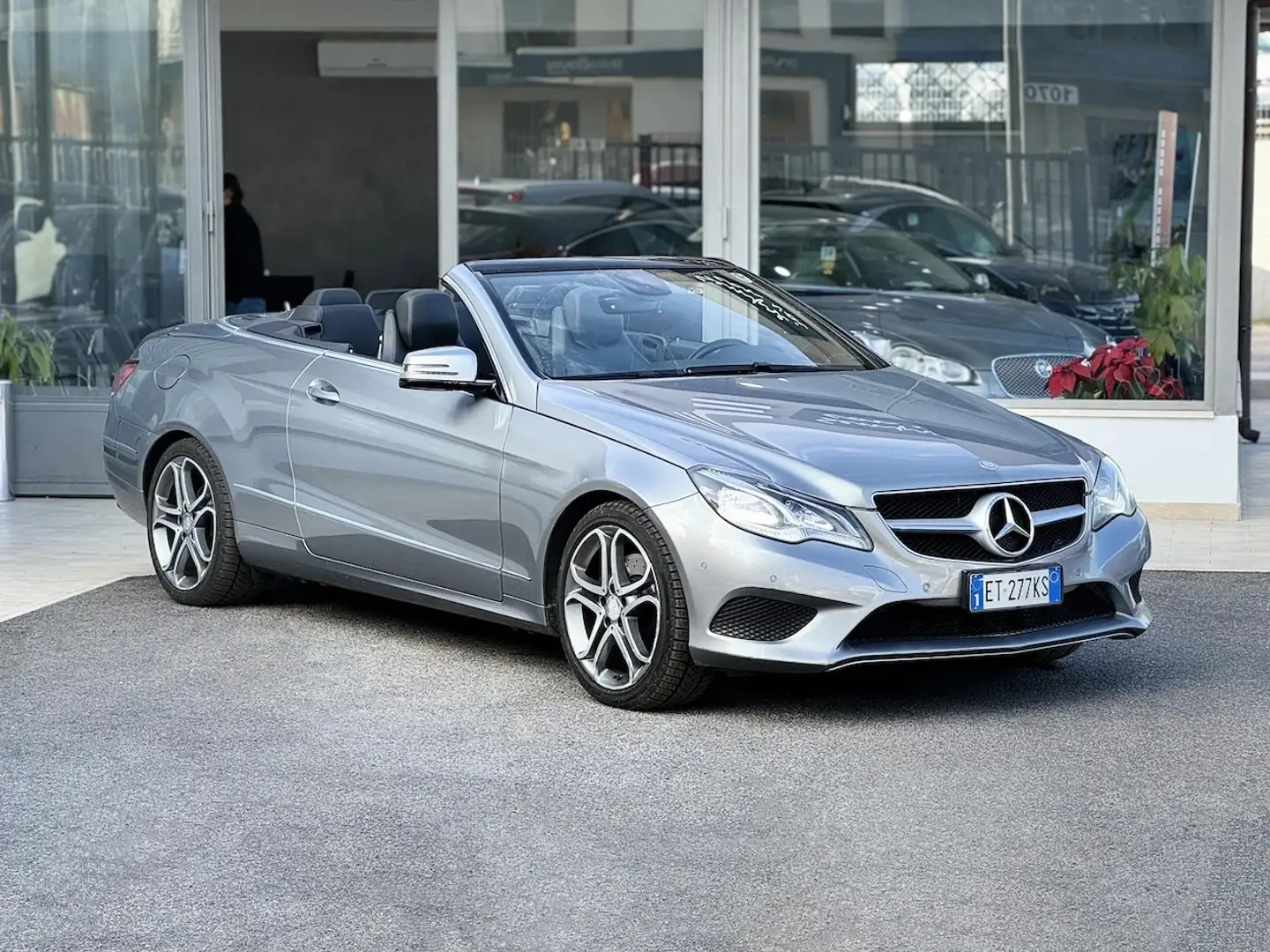 Mercedes-Benz E 220 2.2 Diesel 170CV E5 Cabrio Automatica - 2013 Argento - 1