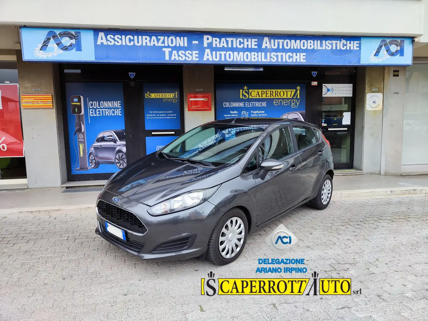 Ford Fiesta Fiesta VI 2013 5p 1.5 tdci Business 75cv E6 Grigio - 1