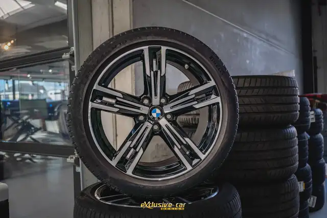 BMW 3 Series view 12