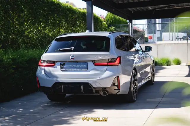 BMW 3 Series view 6