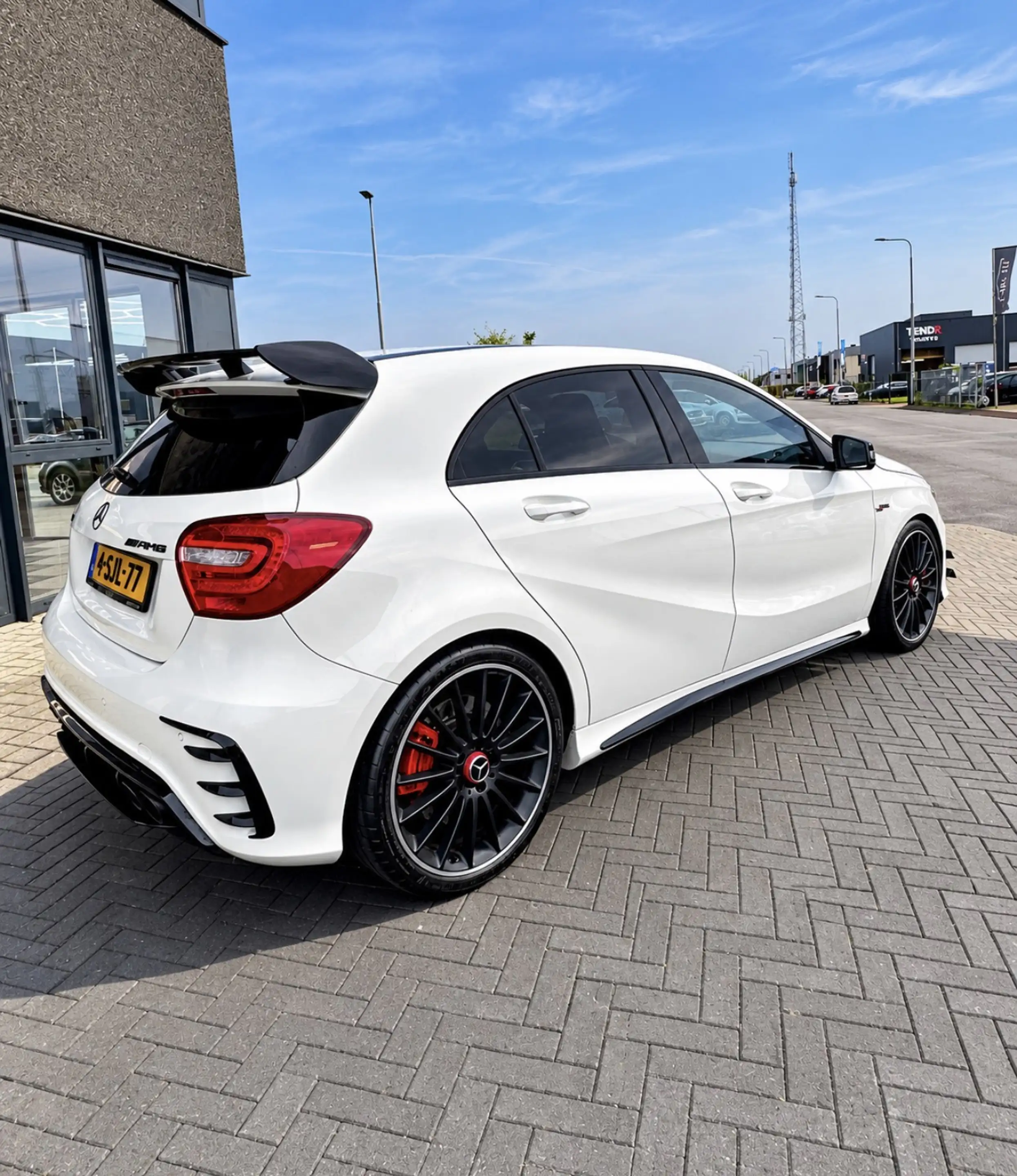 Mercedes-Benz A 45 AMG 4MATIC — photo 3