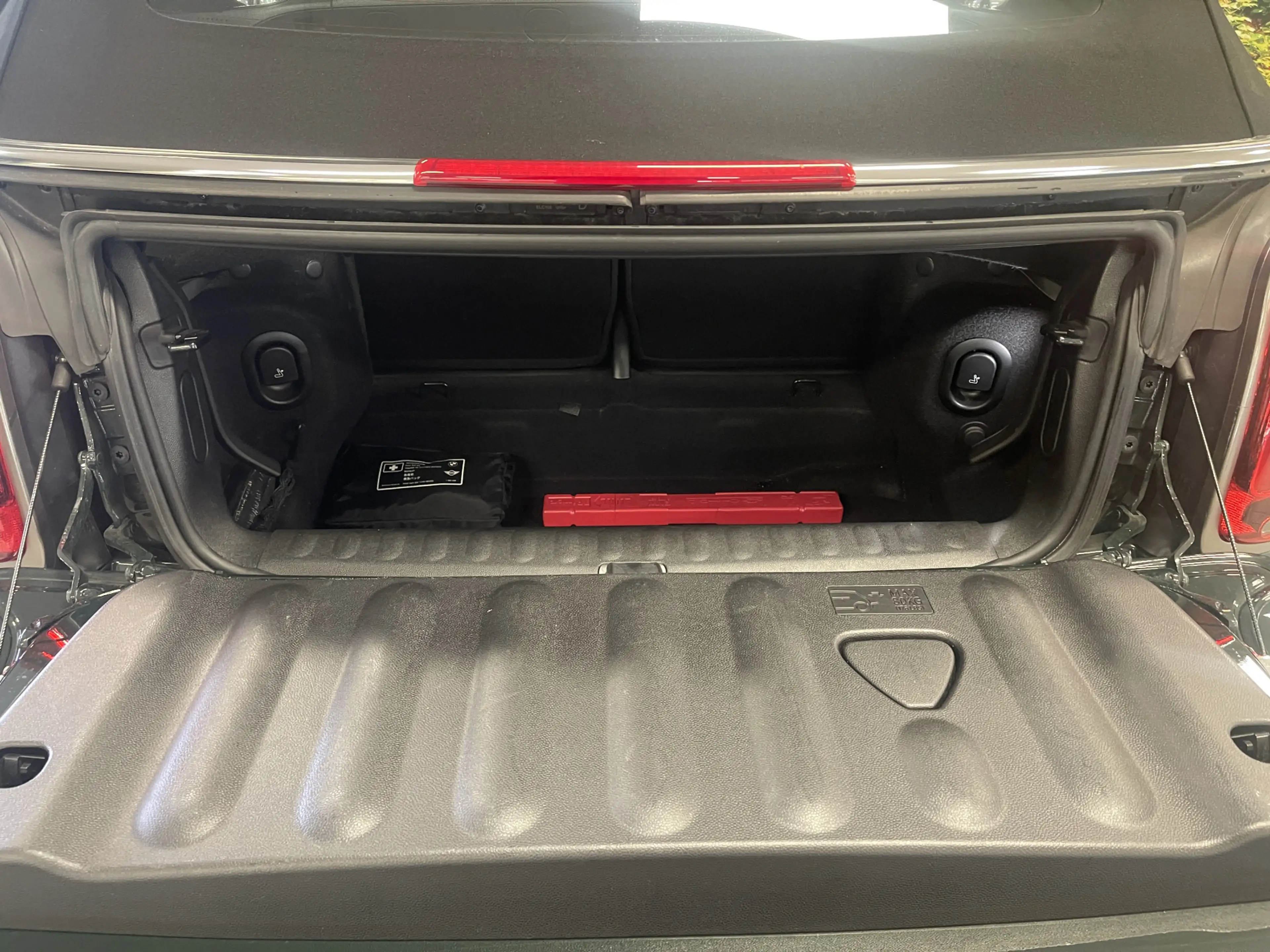 MINI Cooper S Cabrio 2.0 Rockingham GT Resolute Edition | Apple Carplay — photo 28