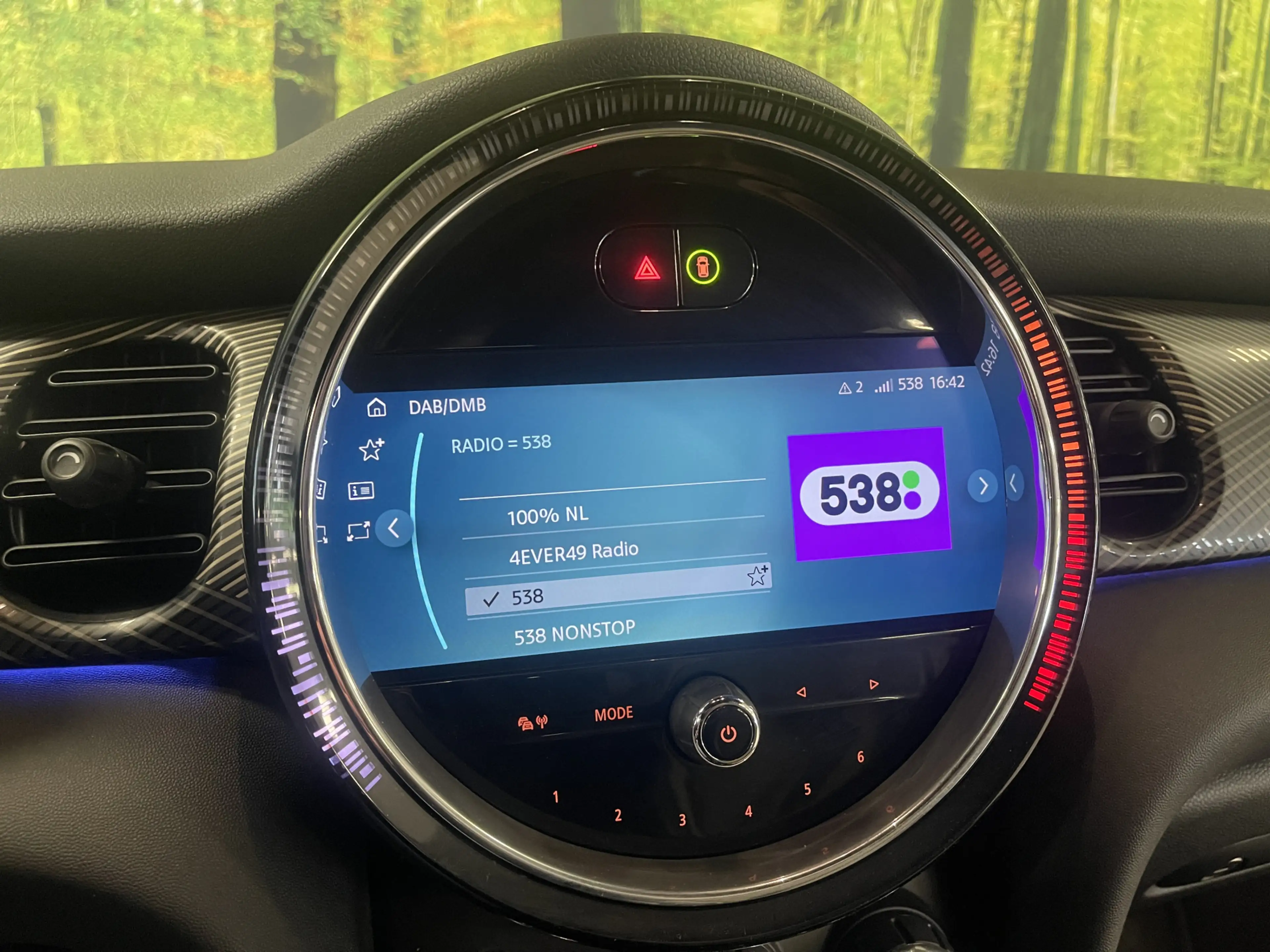 MINI Cooper S Cabrio 2.0 Rockingham GT Resolute Edition | Apple Carplay — photo 18