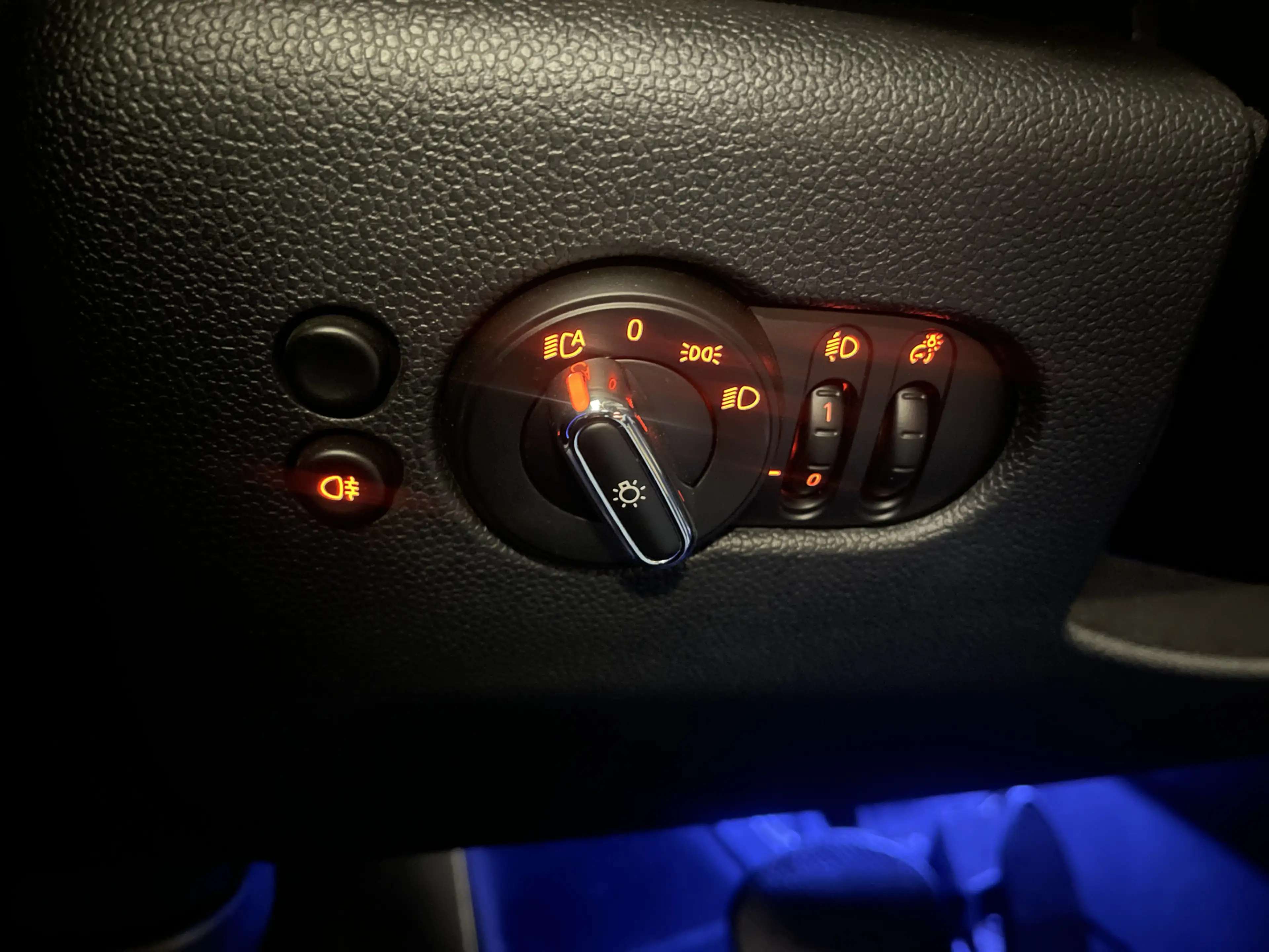 MINI Cooper S Cabrio 2.0 Rockingham GT Resolute Edition | Apple Carplay — photo 25