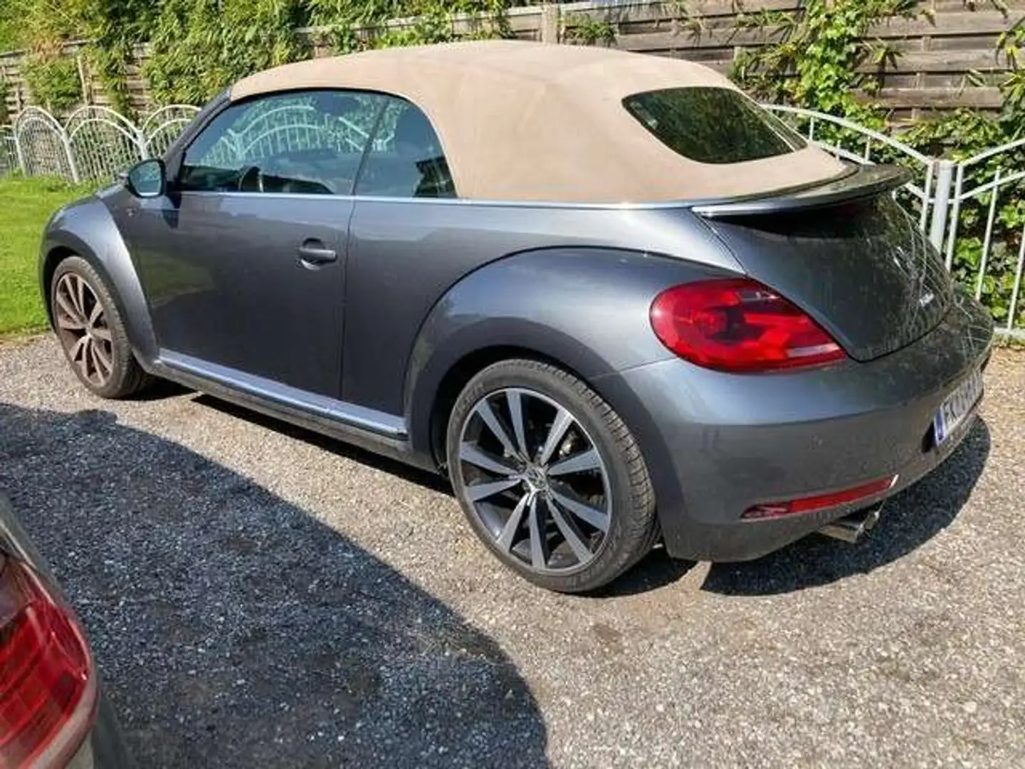 Volkswagen Beetle Beetle Cabrio 1,4 TSI Sport Sport Grau - 2