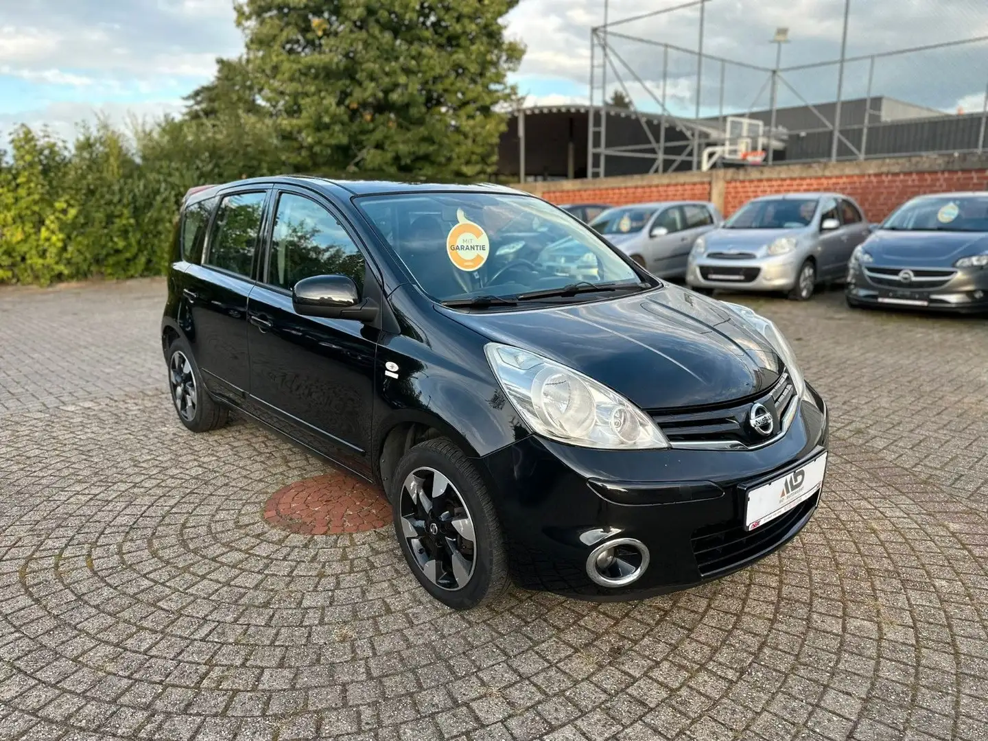 Nissan Note 1.4 Tüv Neu, Garantie, 1.Hand Noir - 2