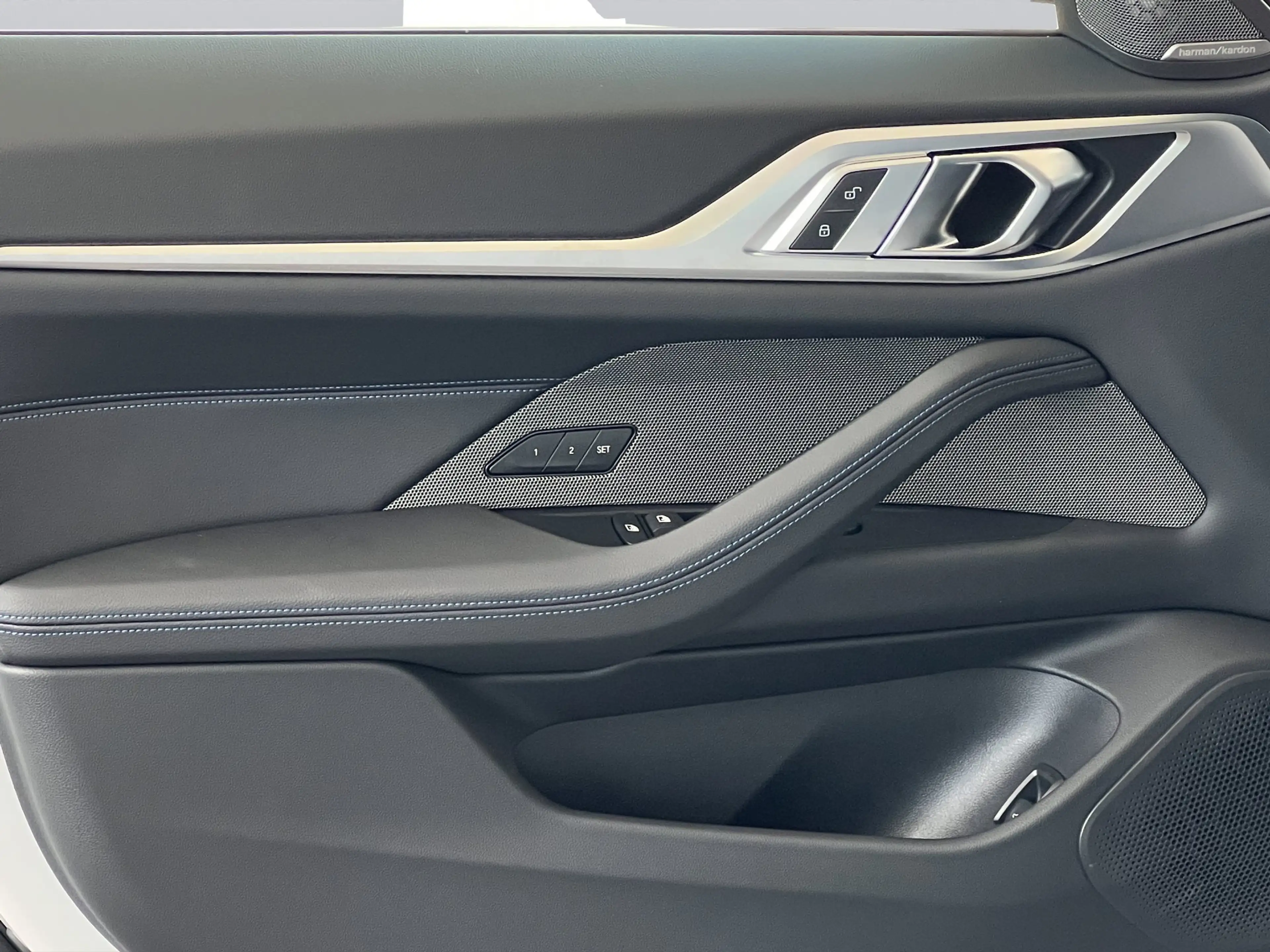 BMW i4 M60 xDrive M-Technik HUD 360° eGSD DA-Prof. — photo 14
