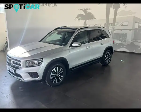 Mercedes-Benz GLB 180 180 d Business Extra auto