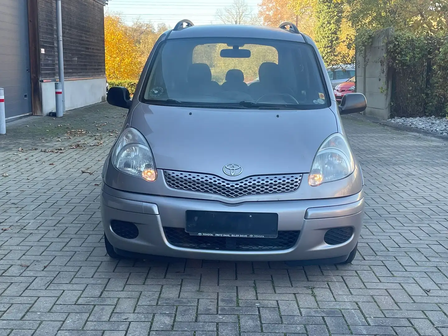 Toyota Yaris Verso 1.3 - 1