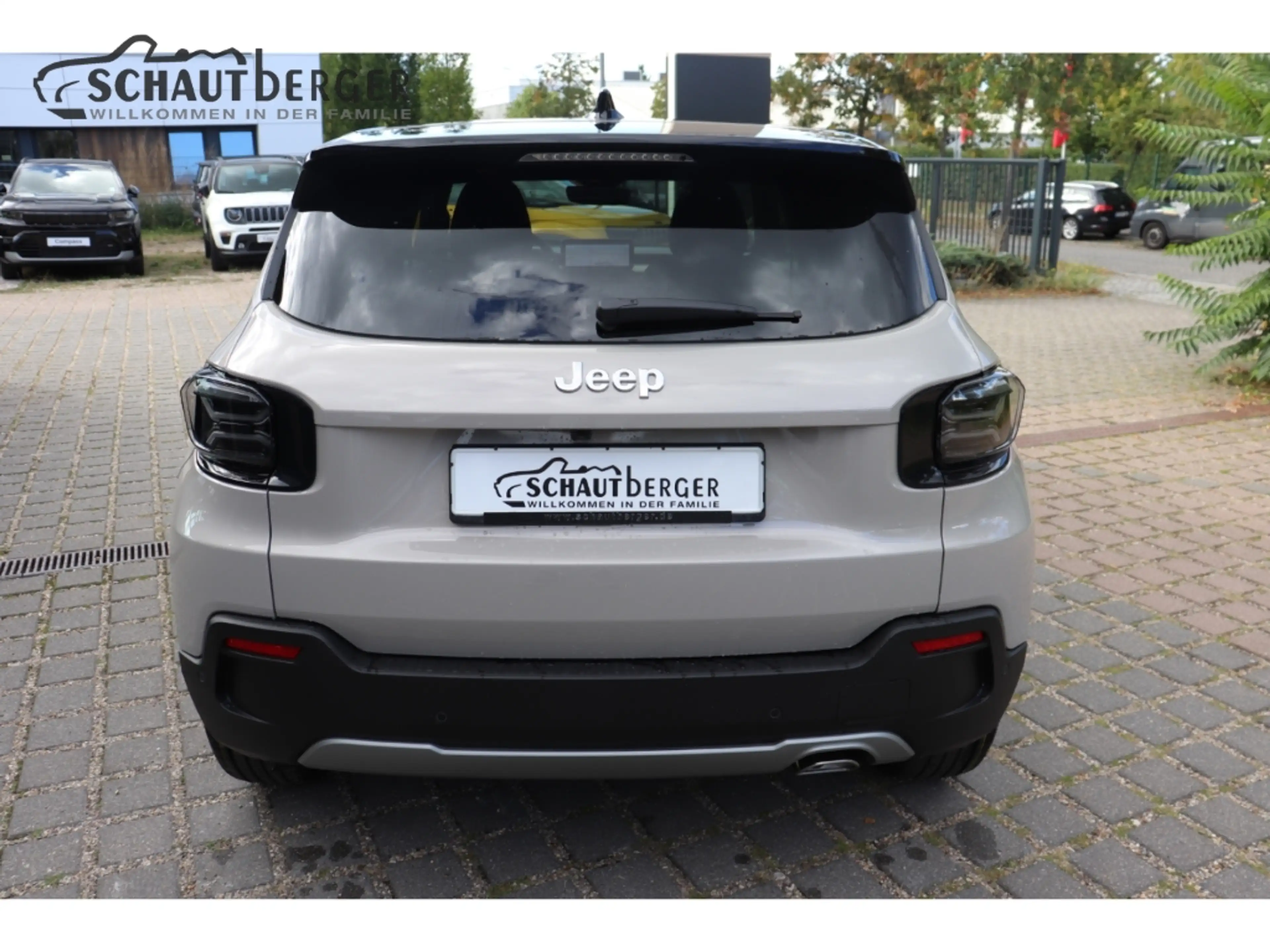 Jeep Avenger Summit Mild-Hybrid inkl. R-Kamera, Navi, LMF, PDC — photo 5