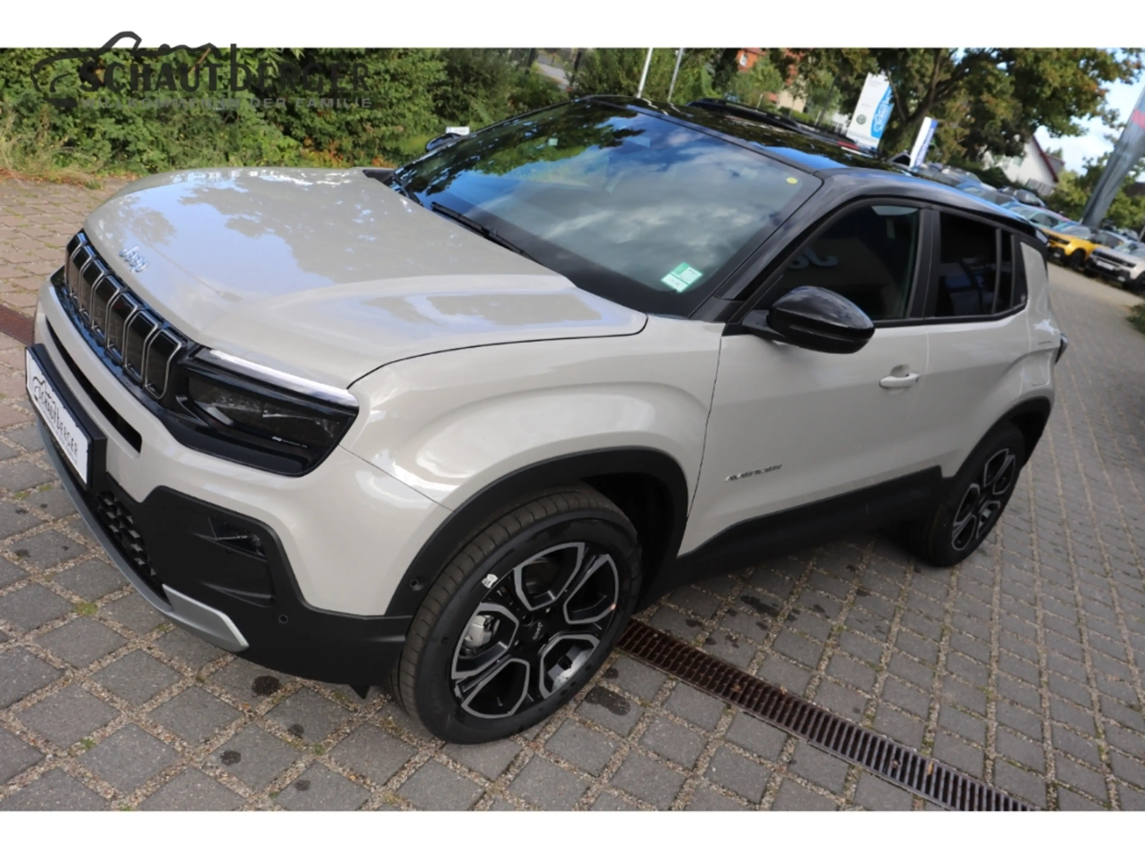 Jeep Avenger Summit Mild-Hybrid inkl. R-Kamera, Navi, LMF, PDC — photo 3