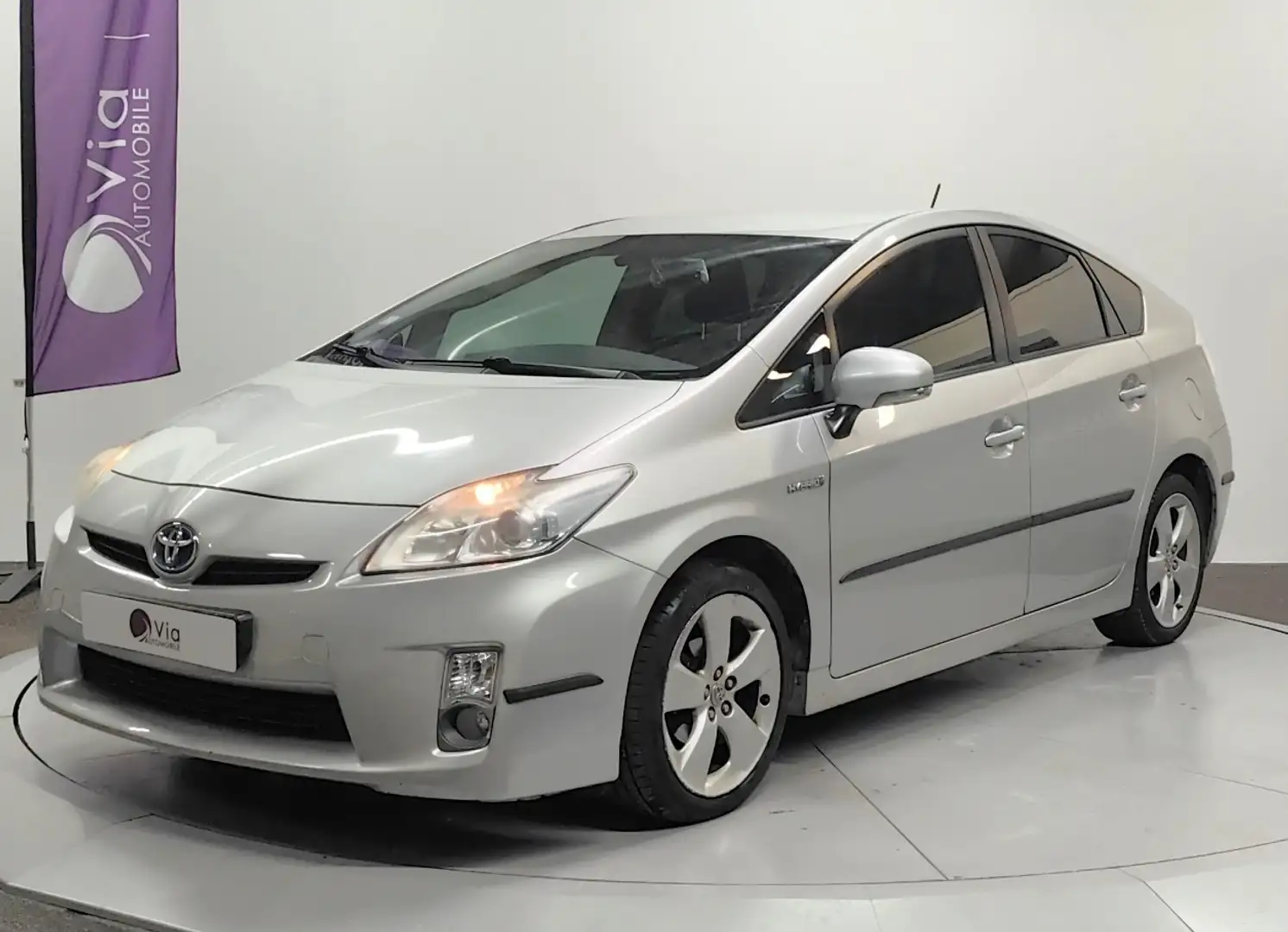 Toyota Prius+ 136h Active / Entretien Disponible Gri - 1