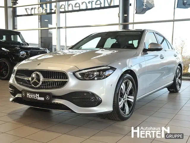Mercedes-Benz C 200 +AVANTGARDE+AHK+LED+R-KAMERA+WINTER-P+DAB