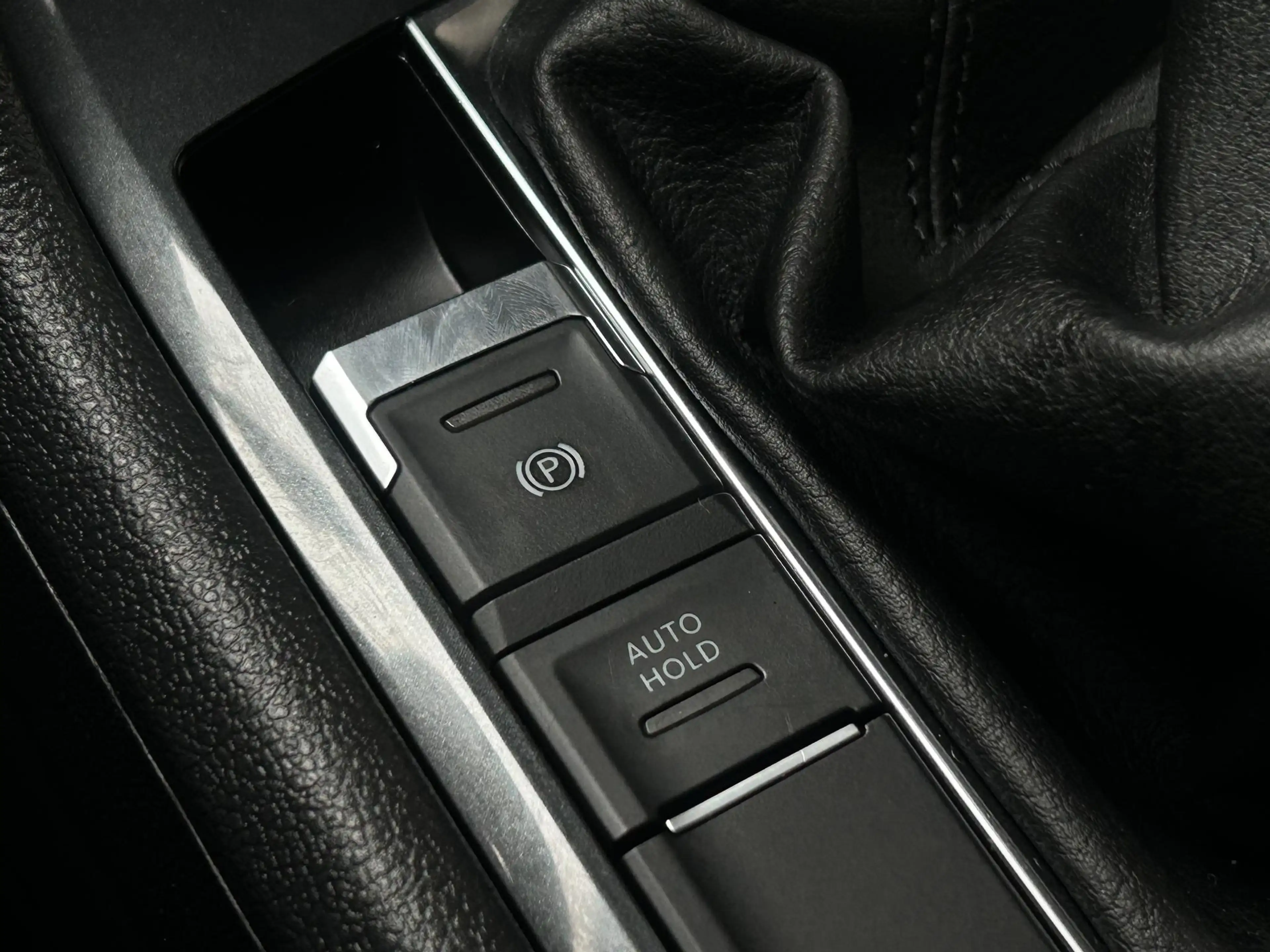 Volkswagen Tiguan 1.4 TSI Comfortline Business | Trekhaak | Adaptiev — photo 25