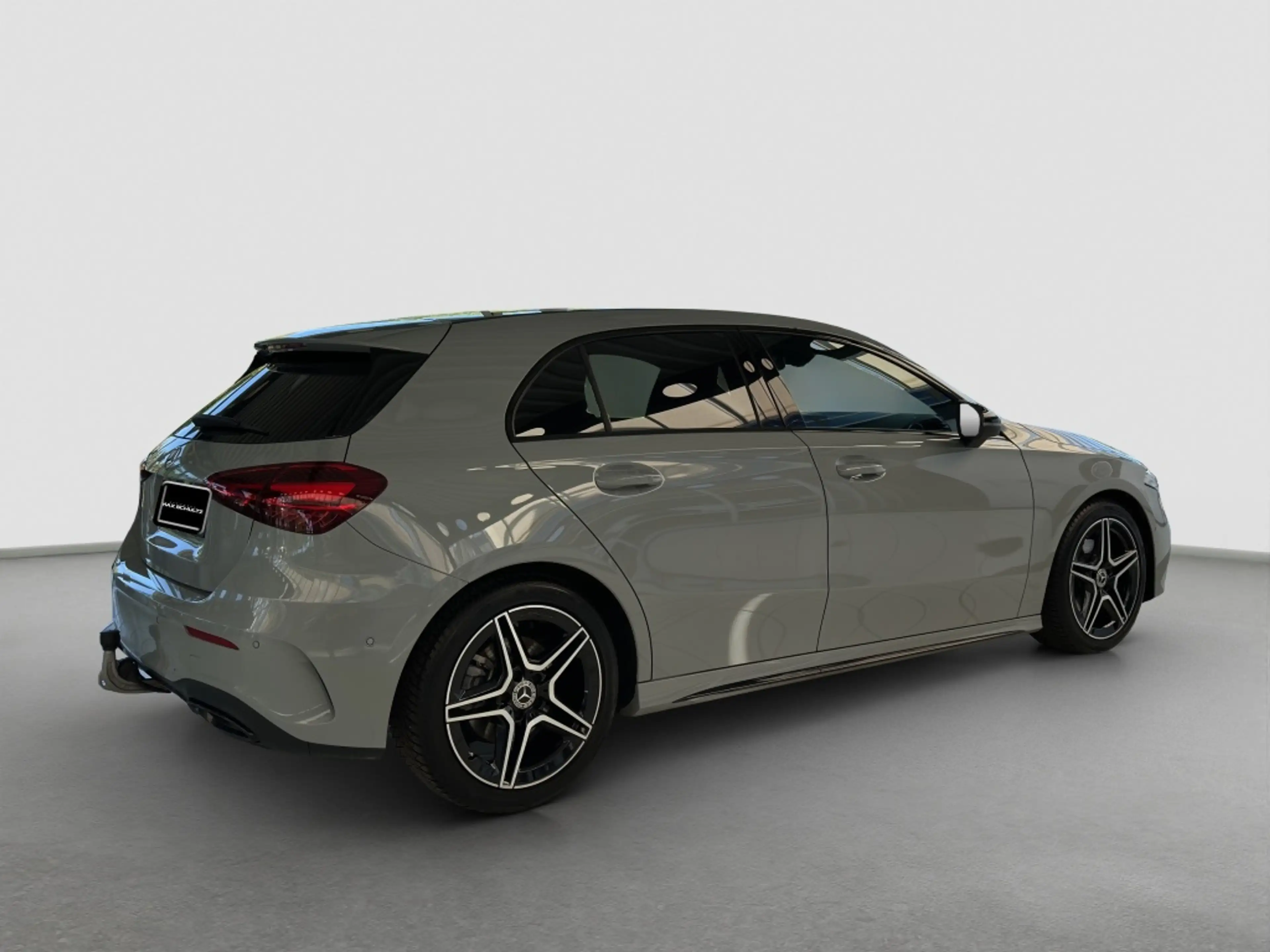 Mercedes-Benz A 200 AMG*NIGHT*AHZV*RFK*LENKRHZG*DAB*AMBIENTE* — photo 2