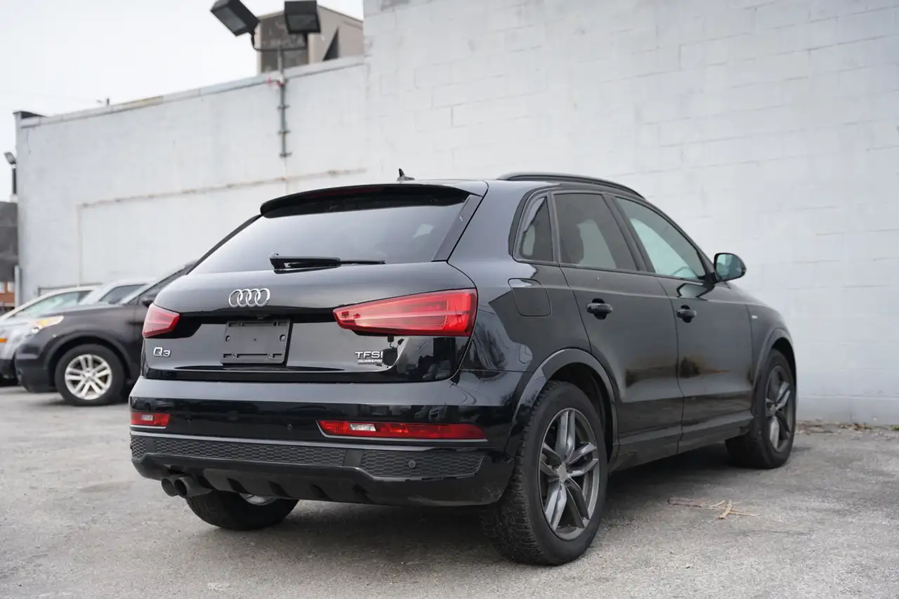 Audi Q3 снимка Audi Q3