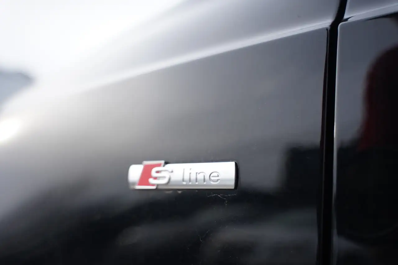 Audi Q3 снимка Audi Q3