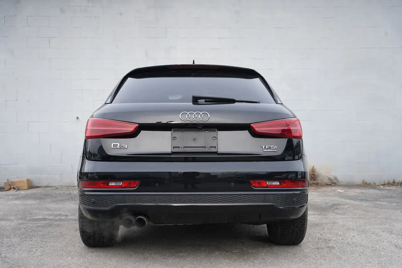 Audi Q3 снимка Audi Q3