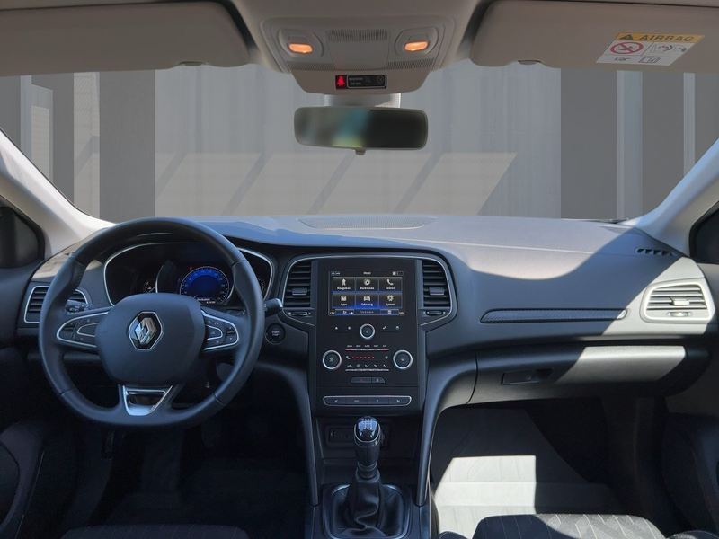 Renault Megane Grandtour LIMITED Deluxe TCe 140 GPF SHZ BT — photo 10