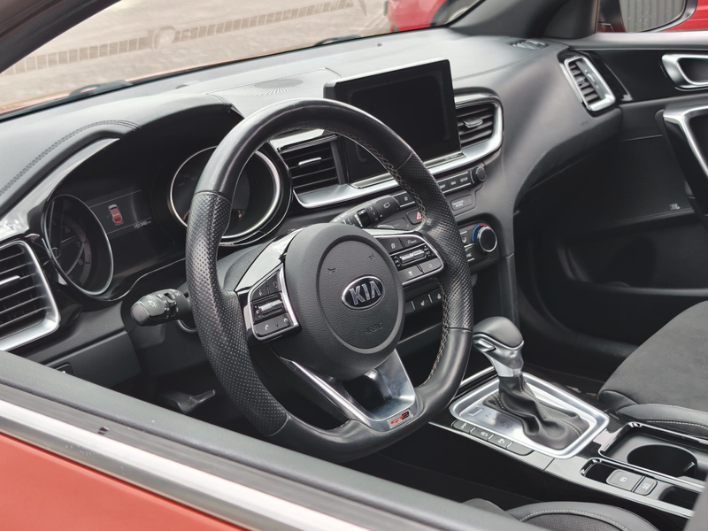 Kia ProCeed / pro_cee'd 1.4 T-GDI GT-PlusLine — photo 13