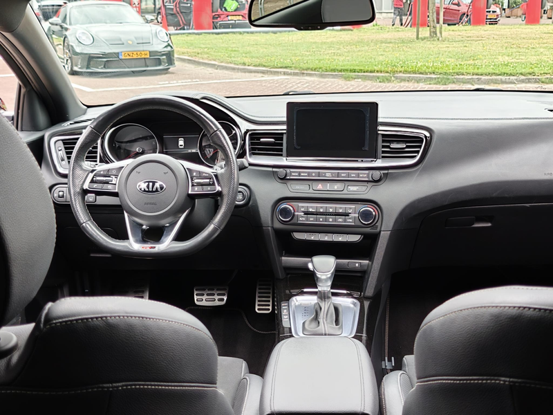 Kia ProCeed / pro_cee'd 1.4 T-GDI GT-PlusLine — photo 14