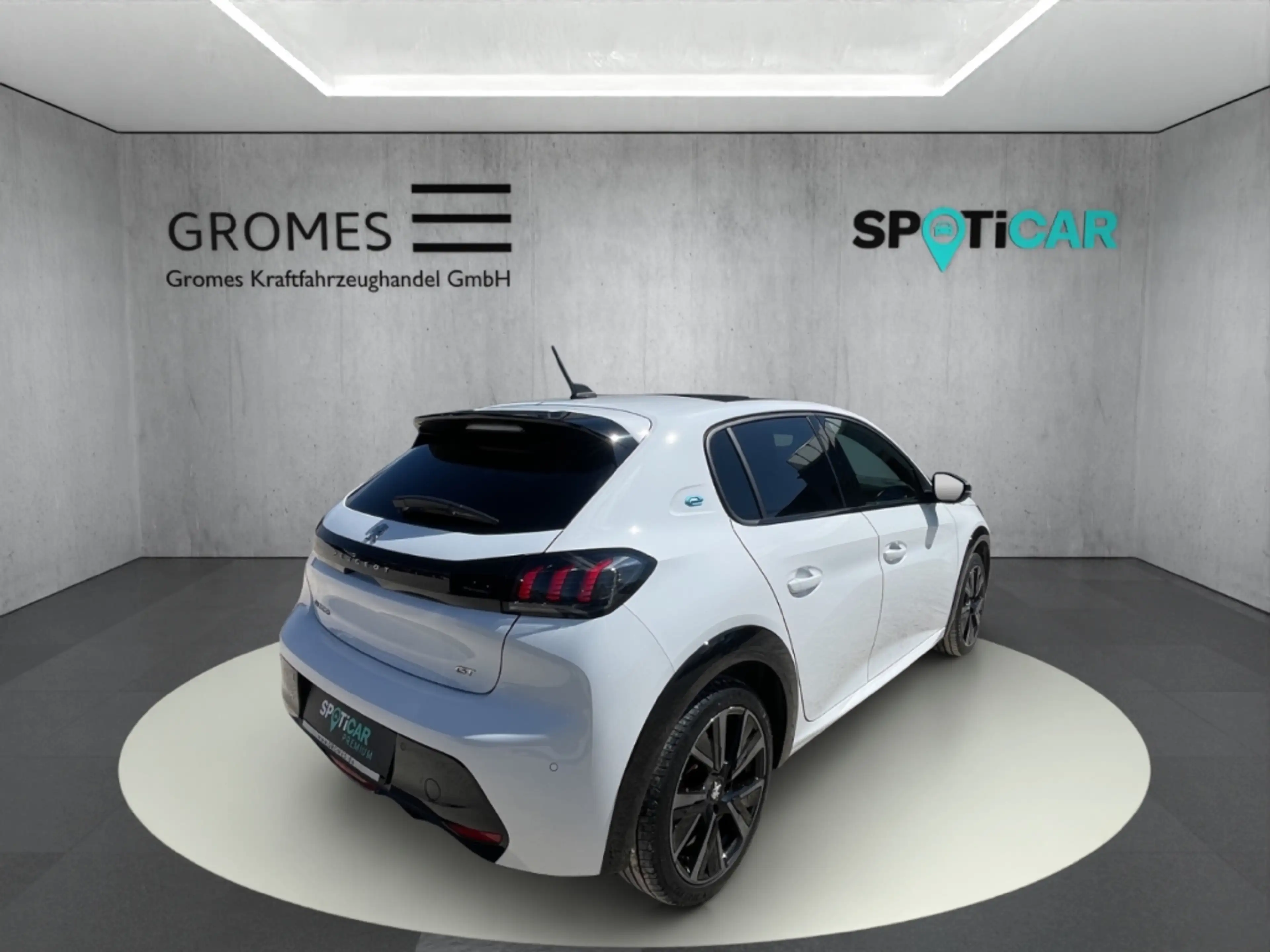 Peugeot 208 GT ELEKTRO 136 Panorama Navi Digitales Cockpit LED — photo 3