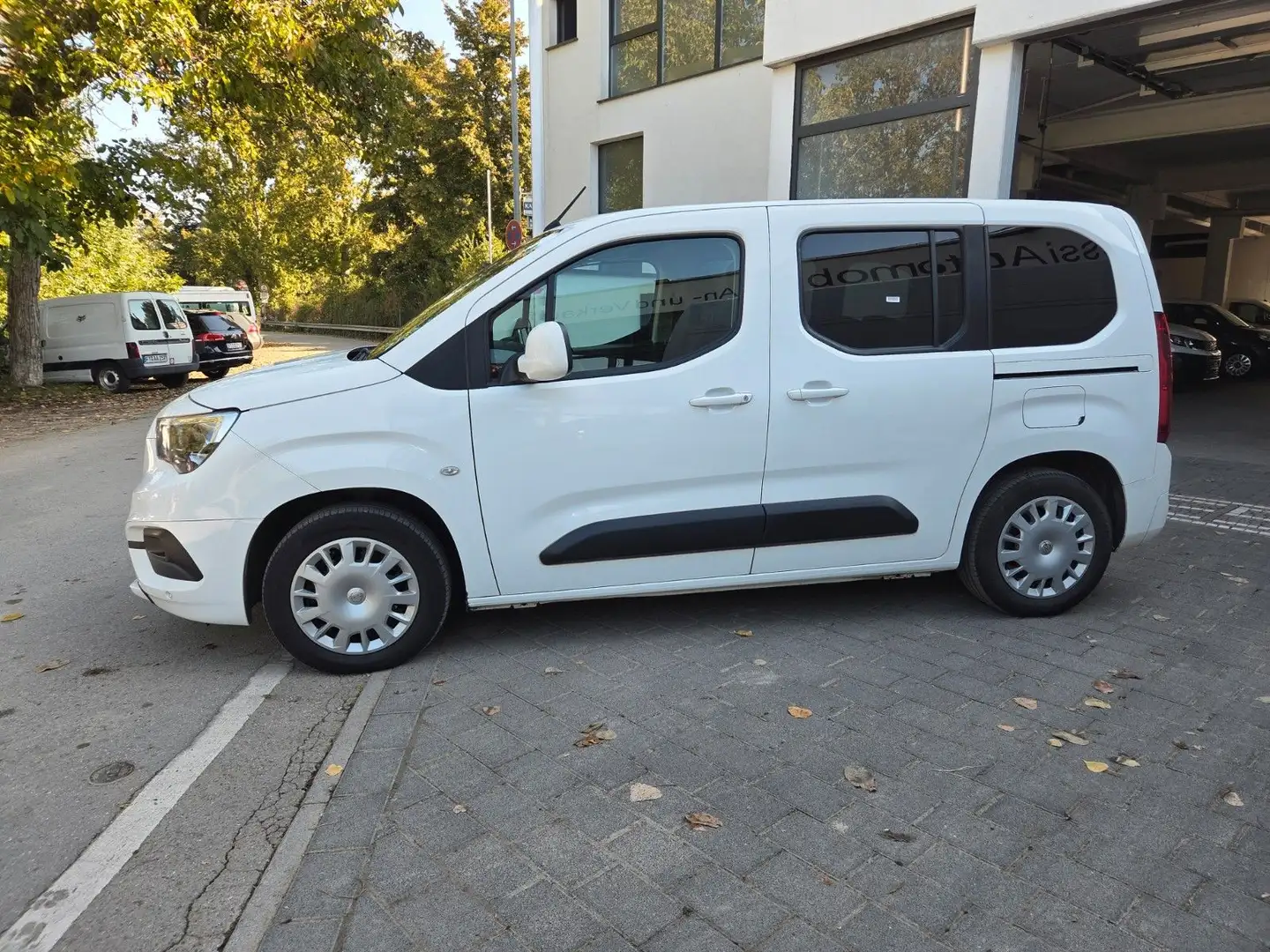 Opel Combo Life E Edition 1.5D Weiß - 2