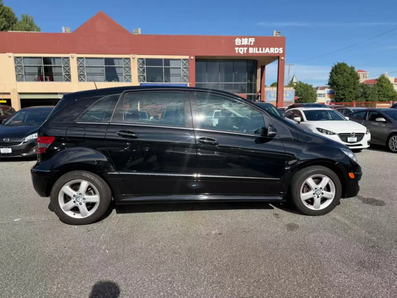 Mercedes-Benz B-Class photo Mercedes-Benz B-Class