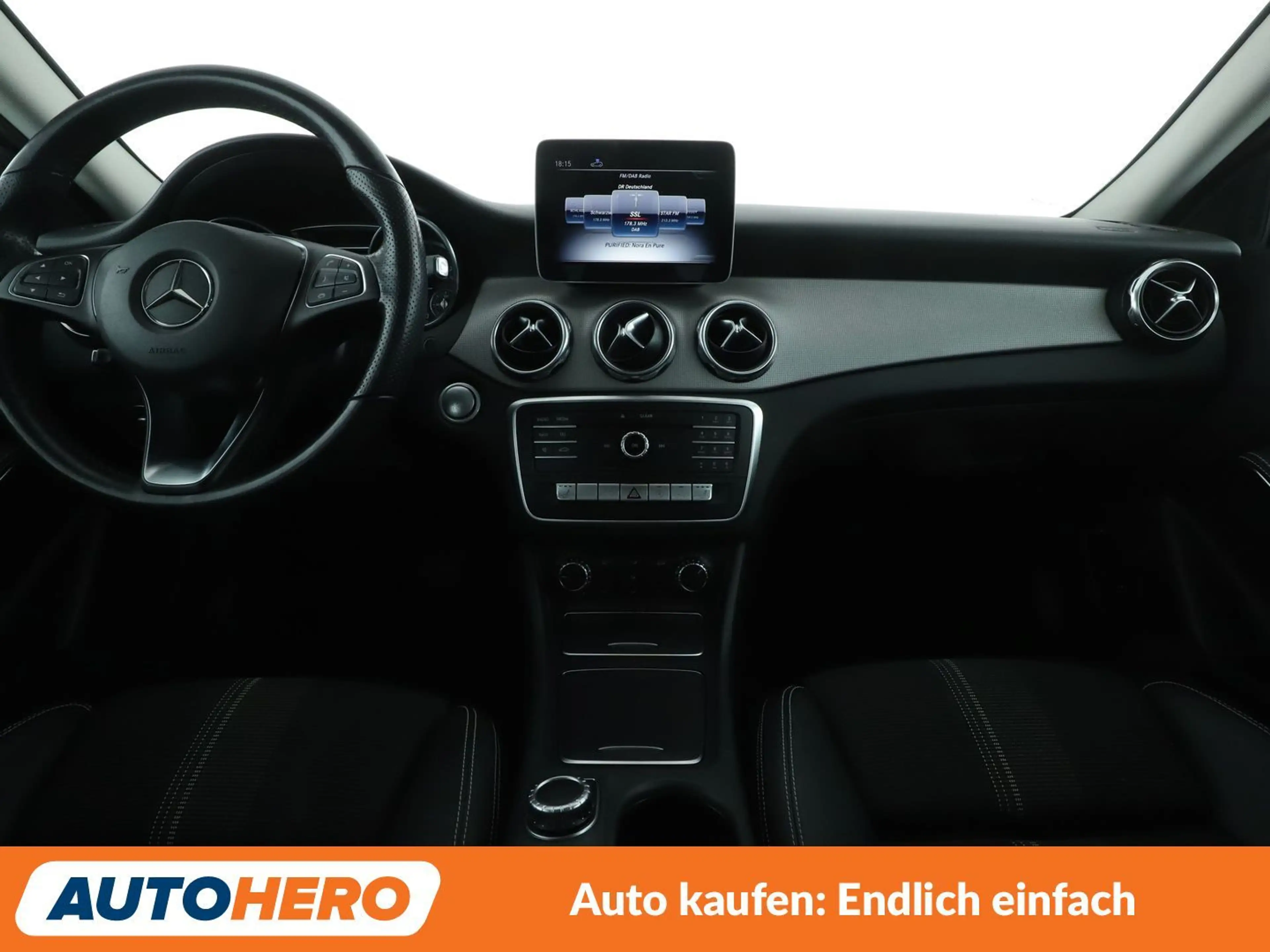 Mercedes-Benz GLA 200 Urban Aut.*LED*TEMPO*PDC*SHZ*KLIMA*GARANTIE* — photo 12
